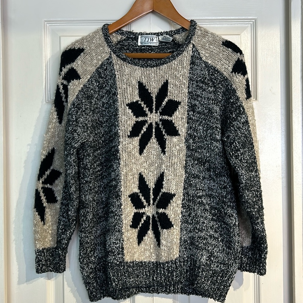 TJW Snowflake Sweater 80s 90s retro